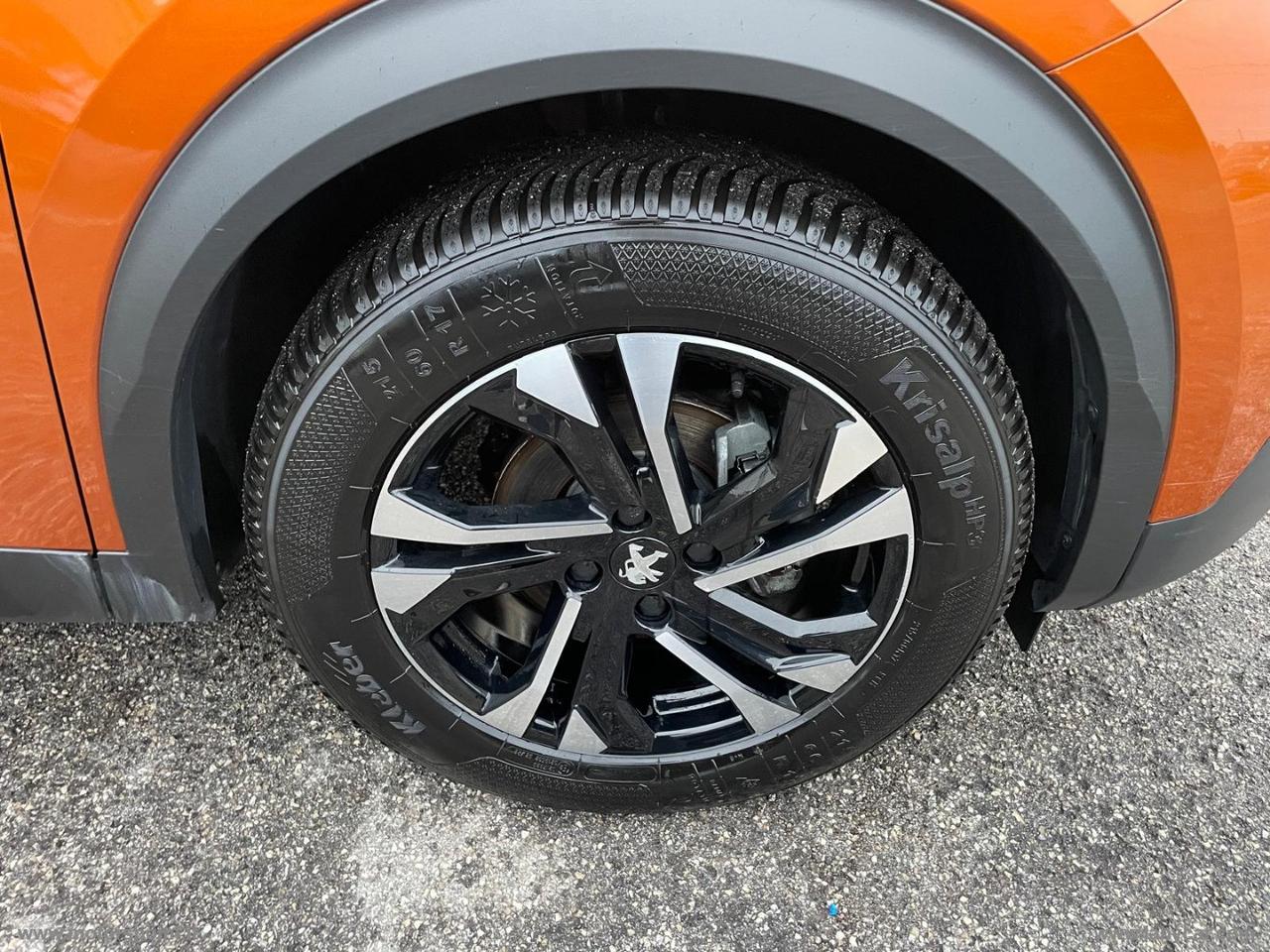 PEUGEOT 2008 BlueHDi 100 S&S