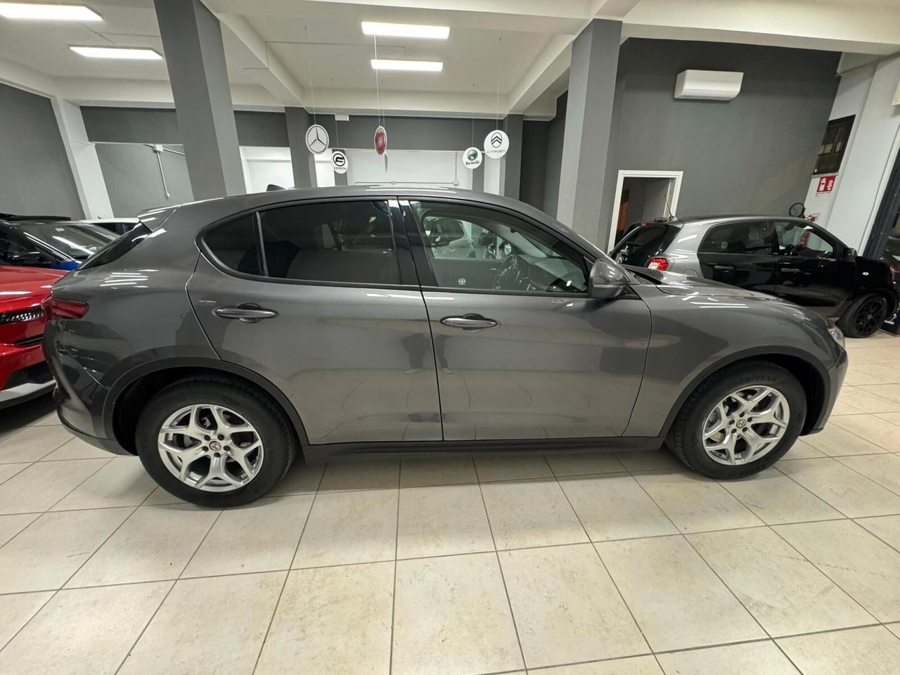 Alfa Romeo Stelvio 2.2 Turbodiesel 190 CV AT8 RWD Executive