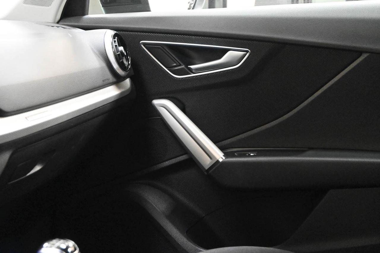 AUDI Q2 Q2 30 TDI S line Edition