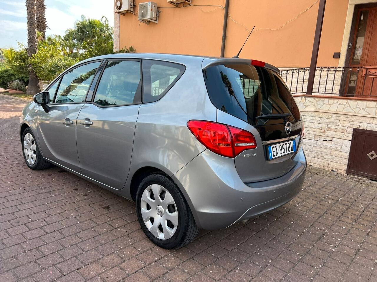 Opel Meriva 1.3 CDTI 95CV ecoFLEX Cosmo