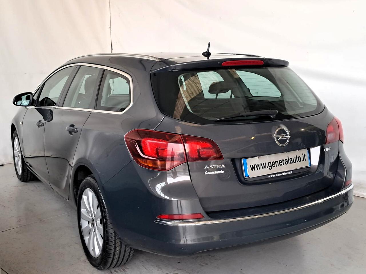 Opel Astra 1.6 CDTI EcoFLEX S&S Sports Tourer Cosmo