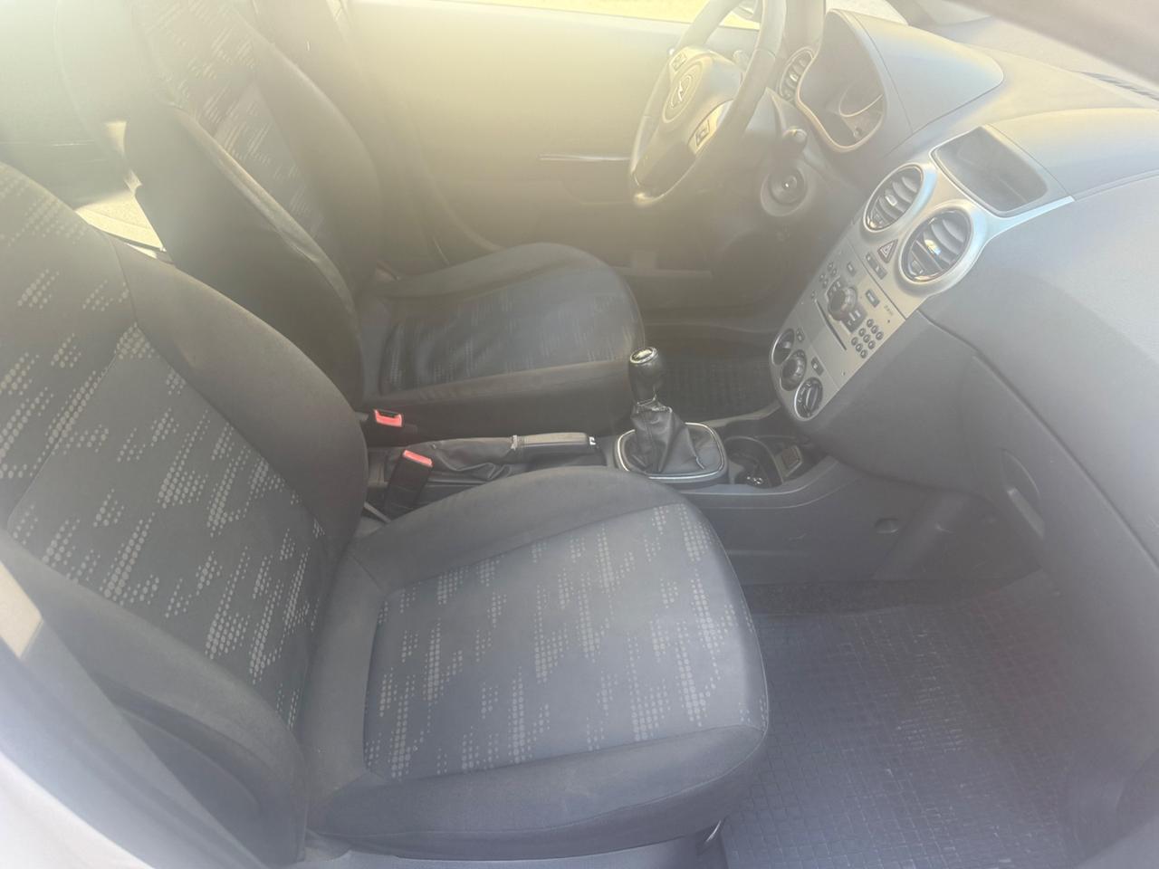 Opel Corsa 1.3 CDTI 75 cavalli F.AP. 5 porte anno 2013