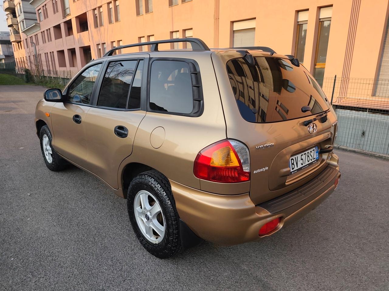 Hyundai Santa Fe 2.4i 4WD GL Plus