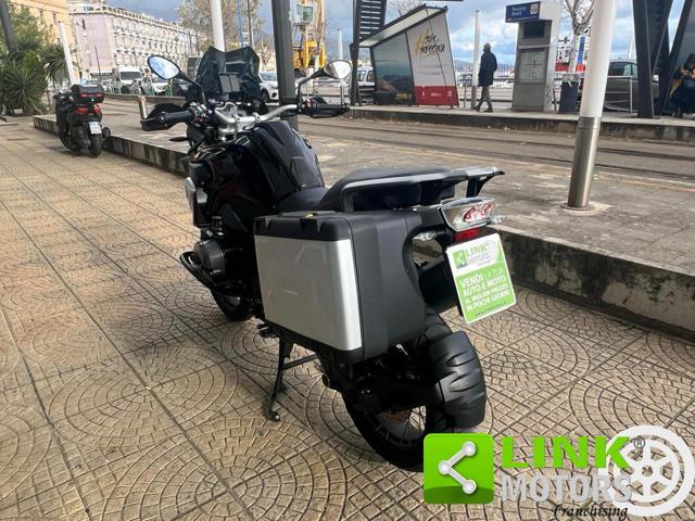 BMW R 1200 GS Triple Black