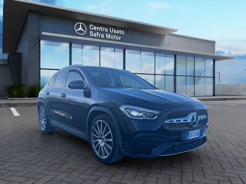 Mercedes-Benz GLA GLA 200 d Automatic Premium