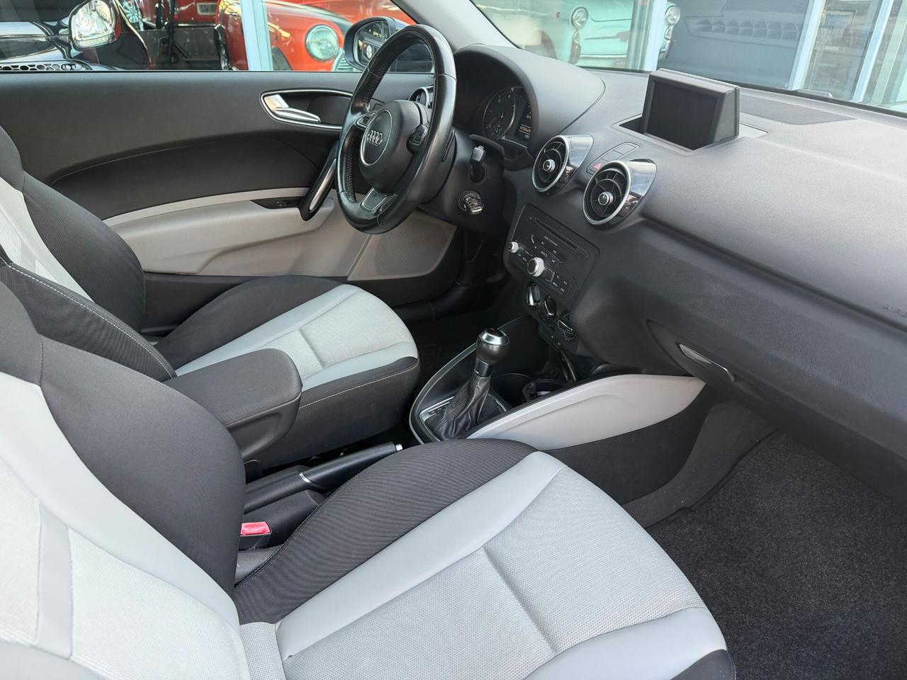 Audi A1 1.6 TDI S tronic Ambition