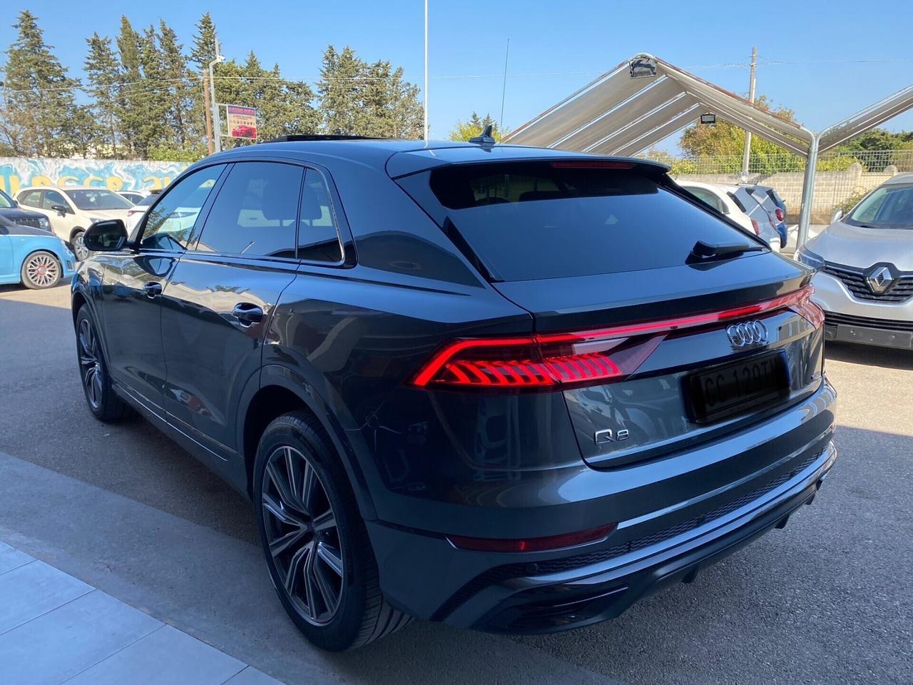 Audi Q8 50 TDI 286 CV quattro S-line