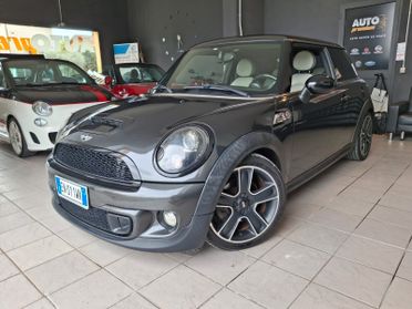 Mini Cooper SD Coupe Mini 2.0 Cooper SD Coupé