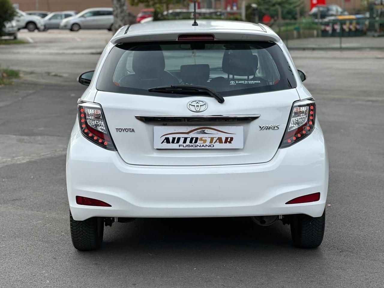 Toyota Yaris 1.0 5 porte Active
