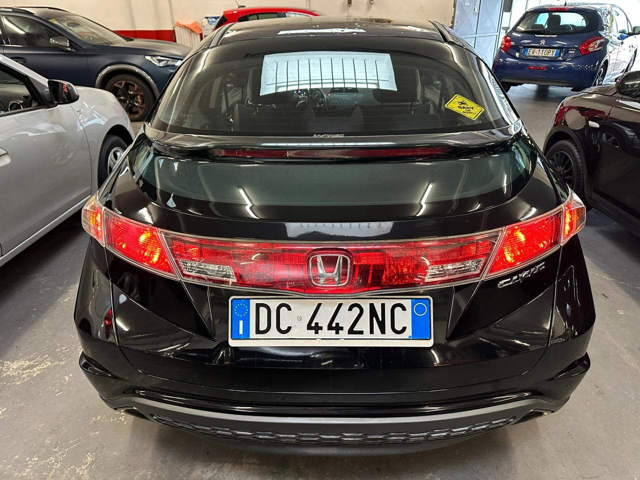 Honda Civic 1.8 i-VTEC 5p. Comfort