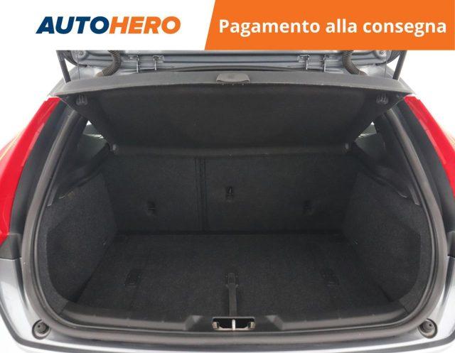 VOLVO V40 Cross Country D2 Geartronic Business Plus