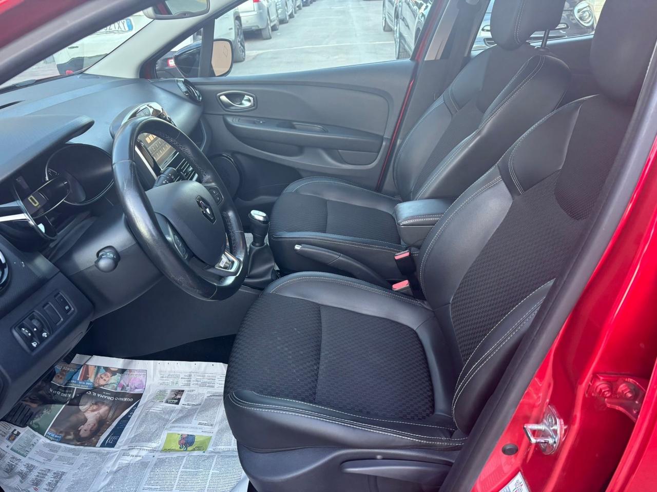 Renault Clio dCi 8V 90 CV 5 porte Moschino Intens