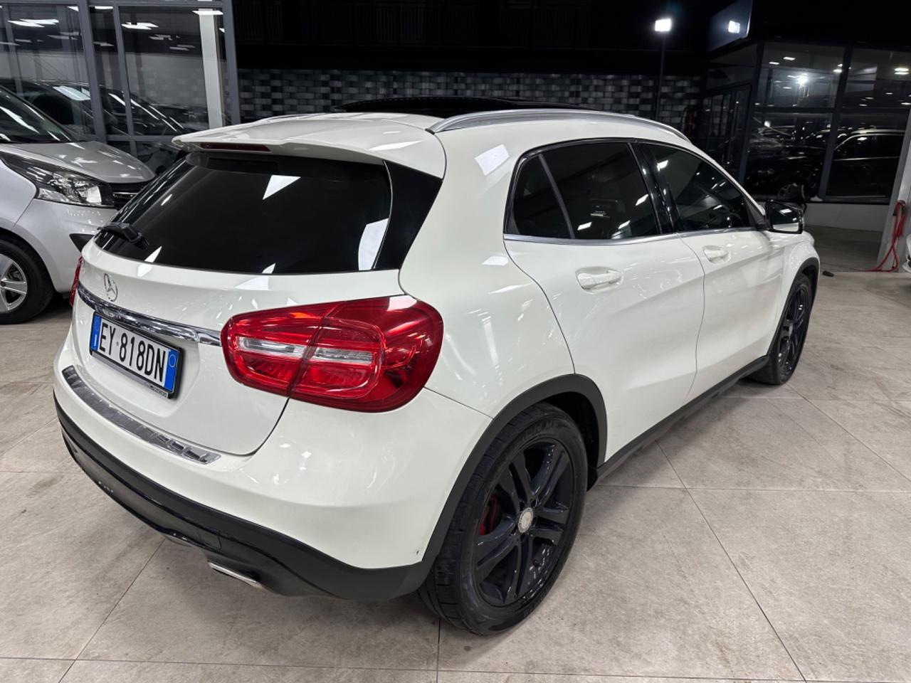 Mercedes-benz GLA 200d Sport Tetto Pelle Navi 12/2015