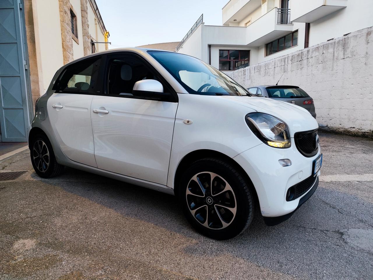 Smart ForFour 70 1.0 Passion