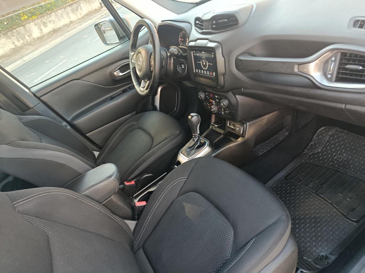 Jeep Renegade 1.6 Mjt DDCT 120 CV Business