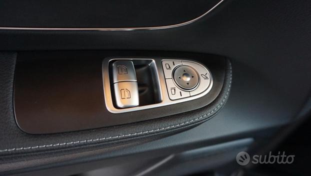 MERCEDES-BENZ V 300 d Automatic 4Matic Premium E