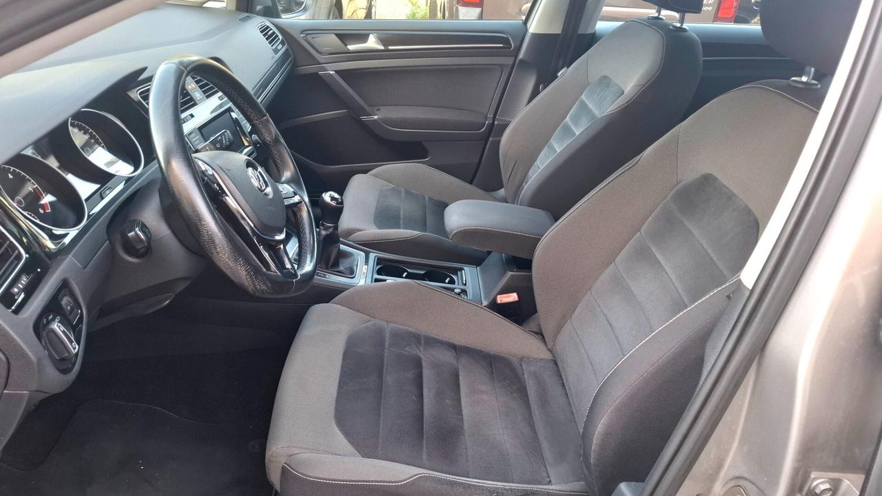 Volkswagen Golf 1.6 TDI 5p. Highline BlueMotion Technology