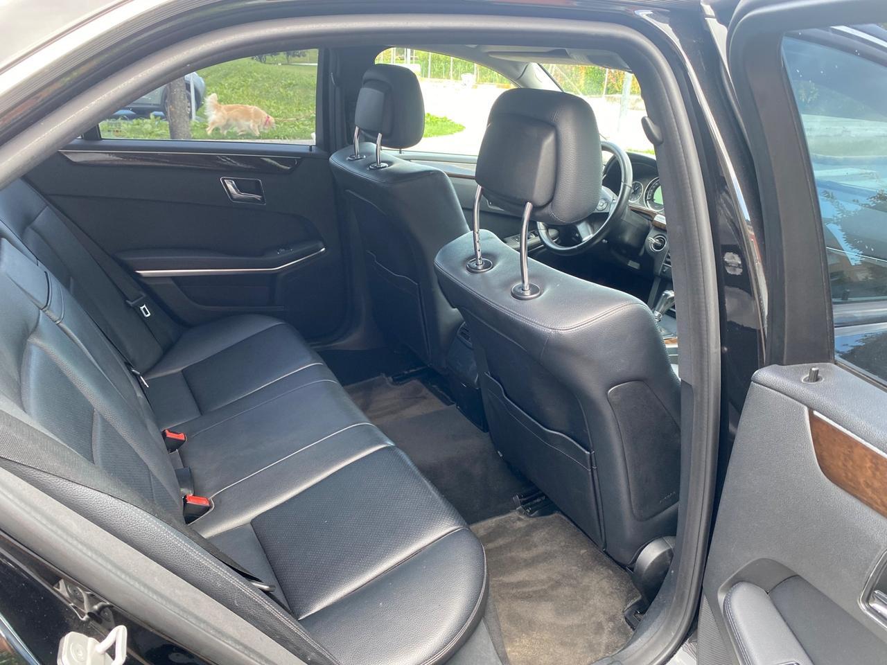 Mercedes-benz E 200 220 CDI BlueEFFICIENCY Elegance