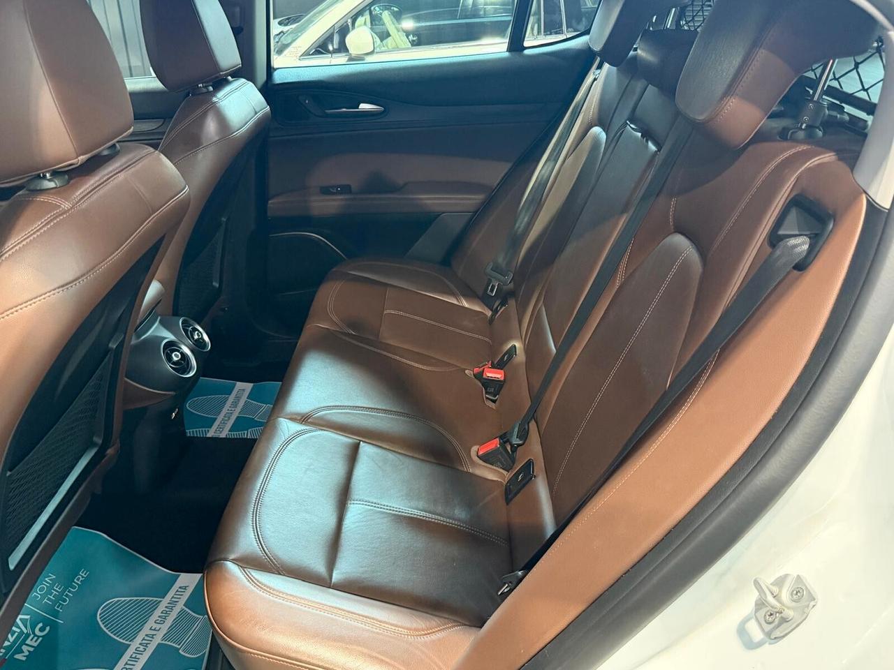 Alfa Romeo Stelvio Unicoproprietario Iva Esposta