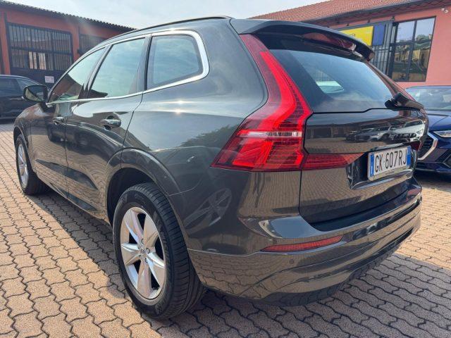 VOLVO XC60 B4 Geartronic Momentum Pro