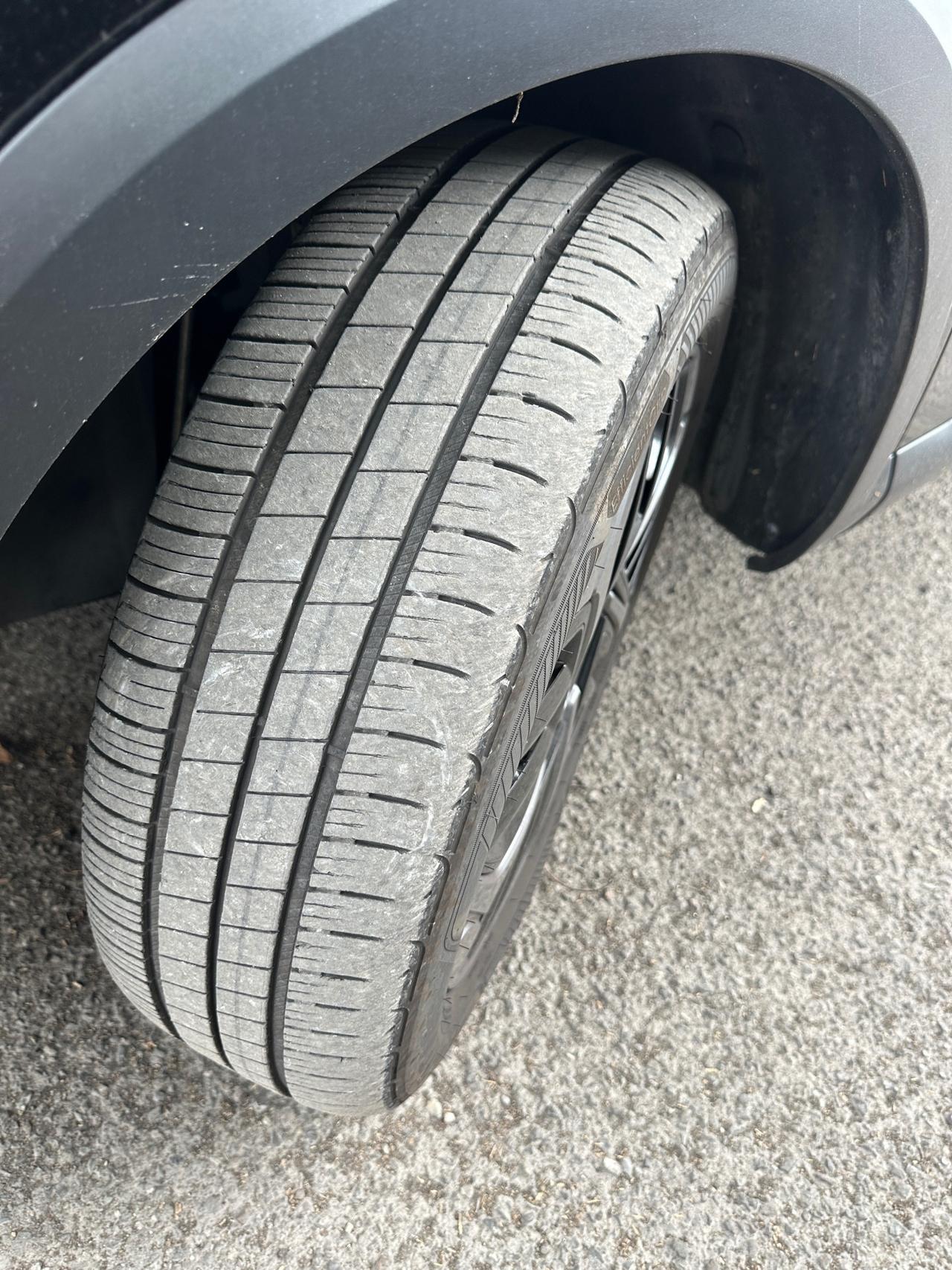 Citroen C4 PureTech 130 (Garanzia 24 Mesi)