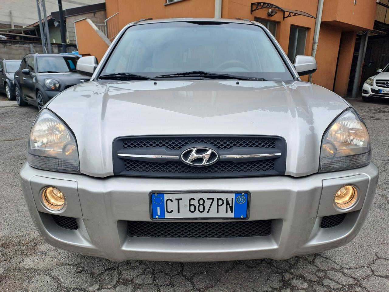 HYUNDAI TUCSON 2.0 BENZINA 4X4 ** DA VETRINA **