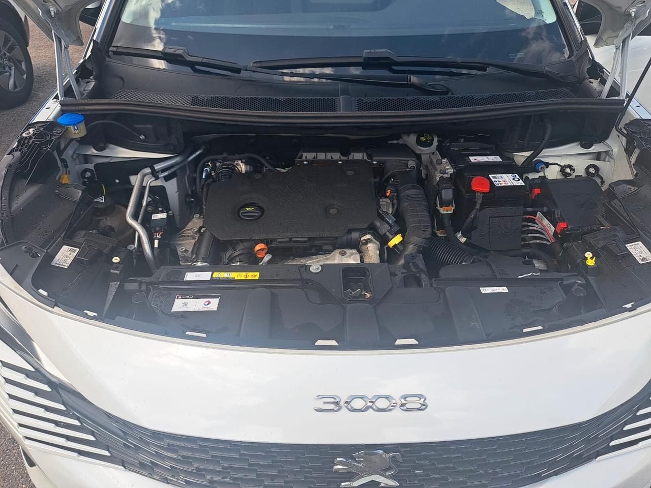 PEUGEOT 3008 1.5 BLUEHDI 130 CV EAT ACTIVE PACK