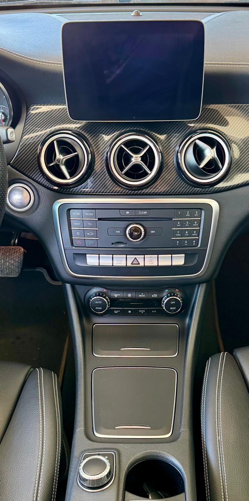 Mercedes GLA 200 Premium