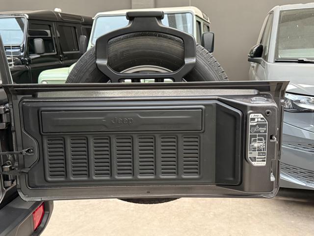 JEEP Wrangler 2.0 Turbo 80th Anniversary