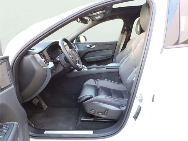VOLVO XC60 T6 Plug-in hybrid AWD automatico Plus Dark