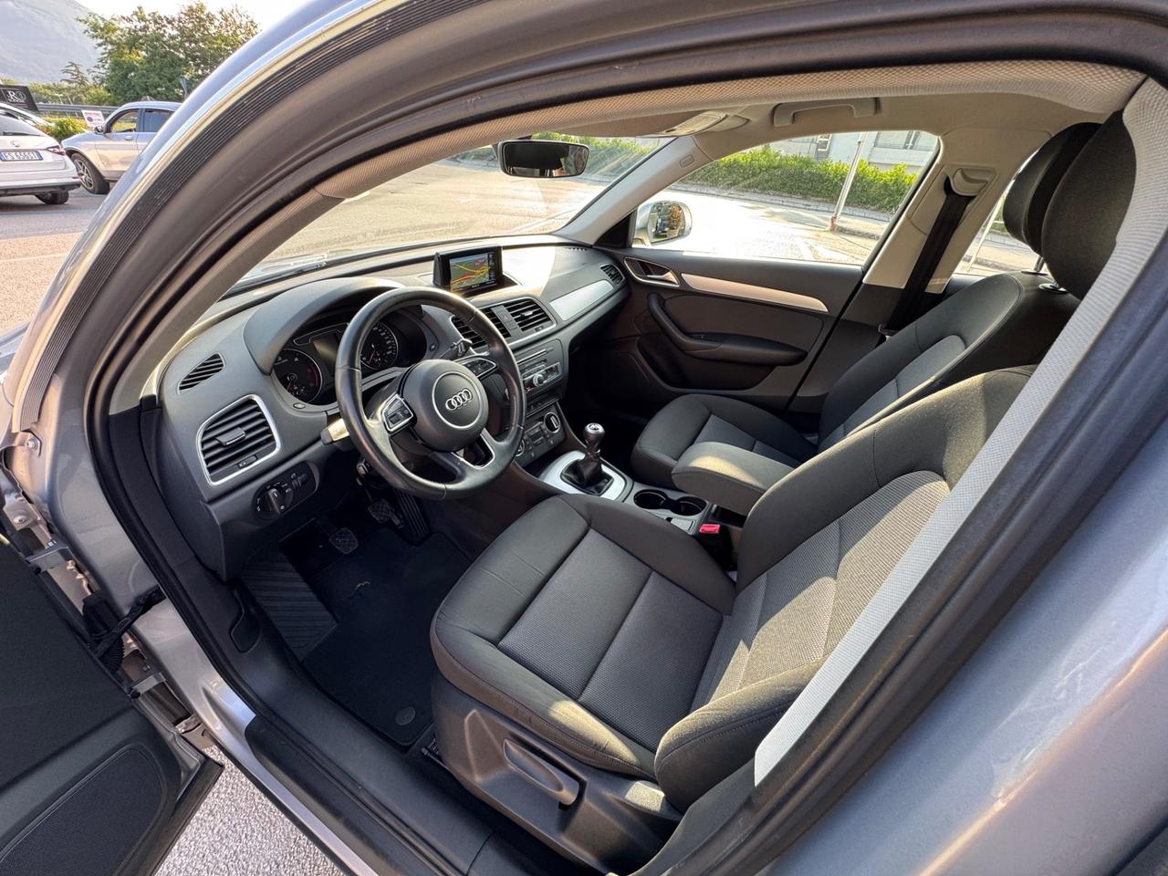 Audi Q3 2.0 TDI 120 CV Sport