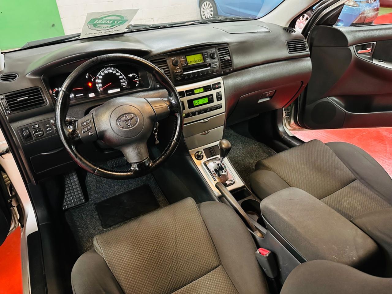 Toyota Corolla 1.4 D-4D Cambio Automatico