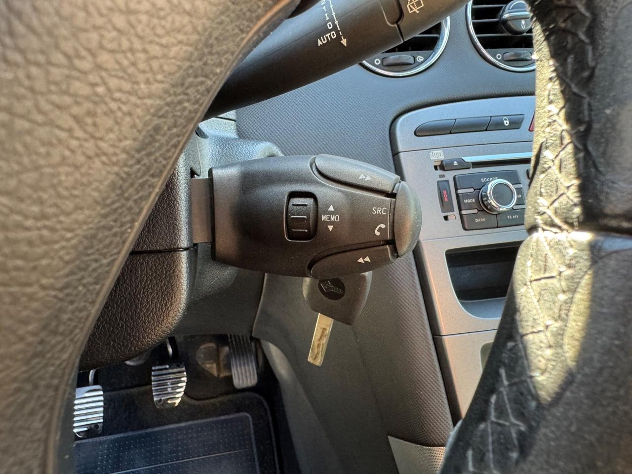 Peugeot 308 SW 2.0 DIESEL 136CV Ciel Féline 2008