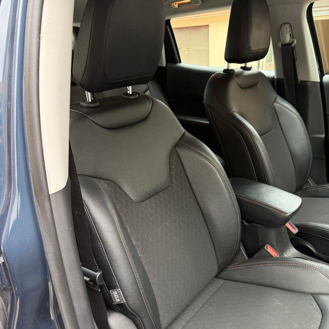 Jeep Compass 4xe Limited **soli 33.000km**