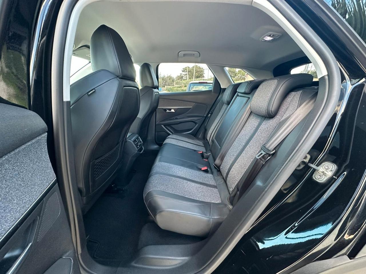 Peugeot 3008 1.5 BlueHDi 130 CV S&S Allure