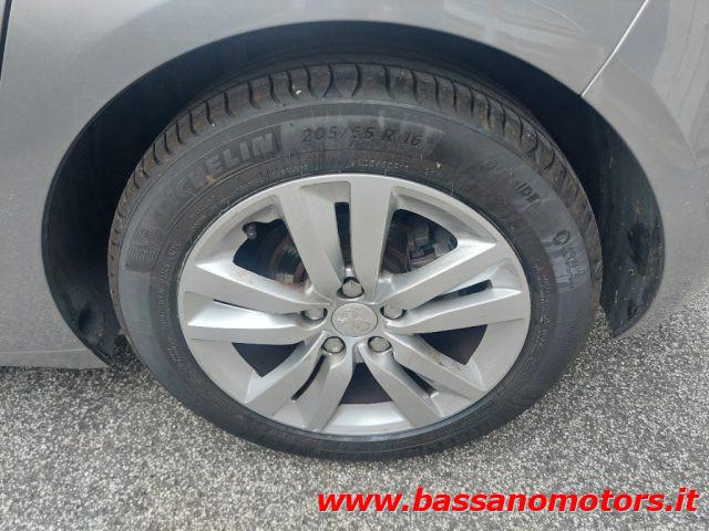 PEUGEOT 308 BlueHDi 100 S&S Business