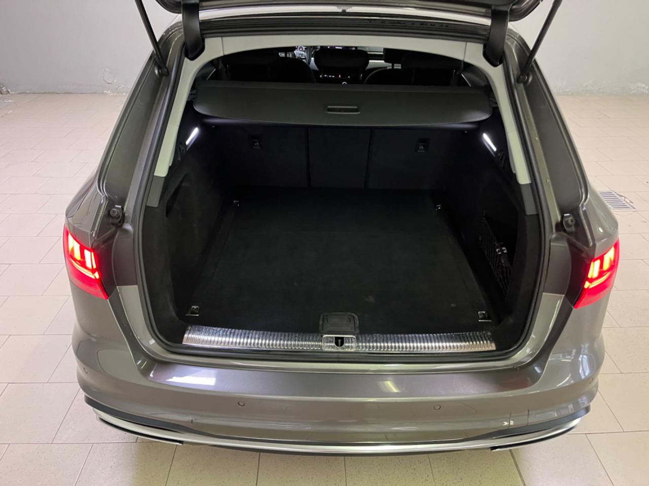 Audi A4 Avant 35 TDI/163 CV S tronic *fari Matrix