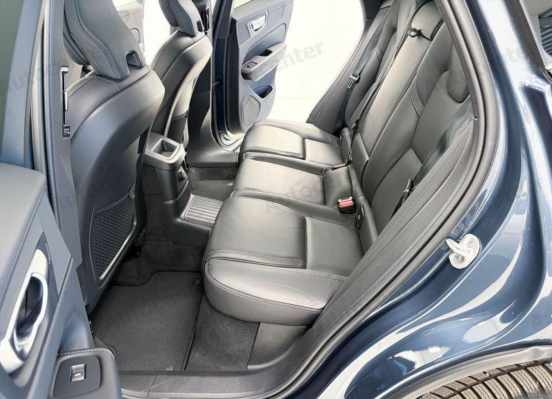 Volvo XC60 XC60 T6 PLUG IN RECHARGE PHEV ULTIMATE DARK AWD AUT