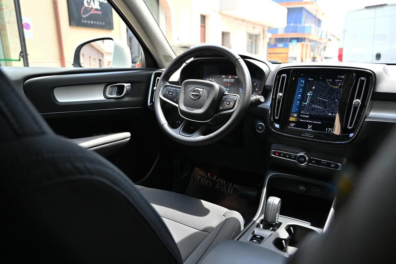 Volvo XC40 D3 Geartronic Momentum Pro