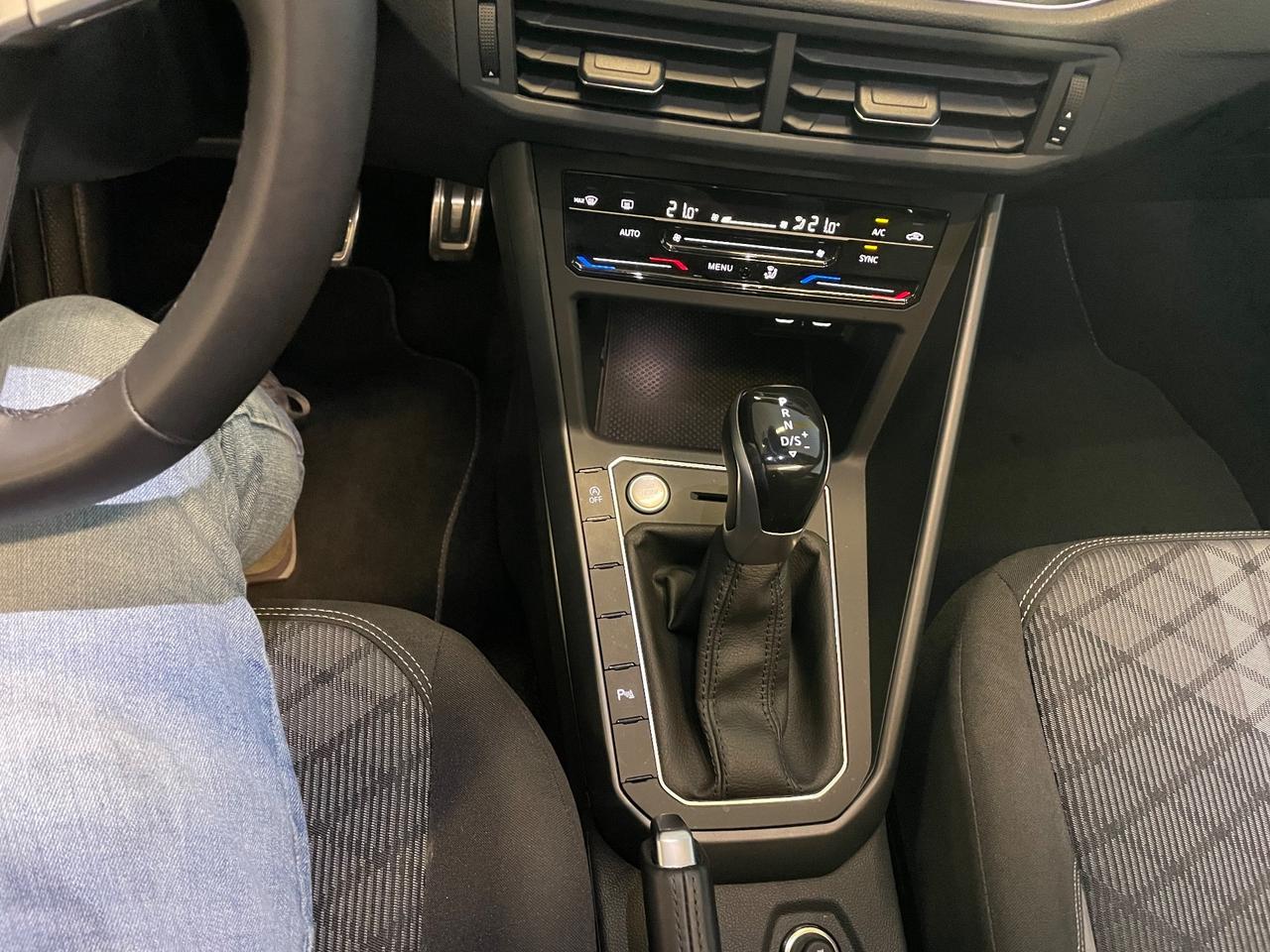 Volkswagen Taigo 1.0 TSI 115 CV DSG R-Line Telec. 18Misano