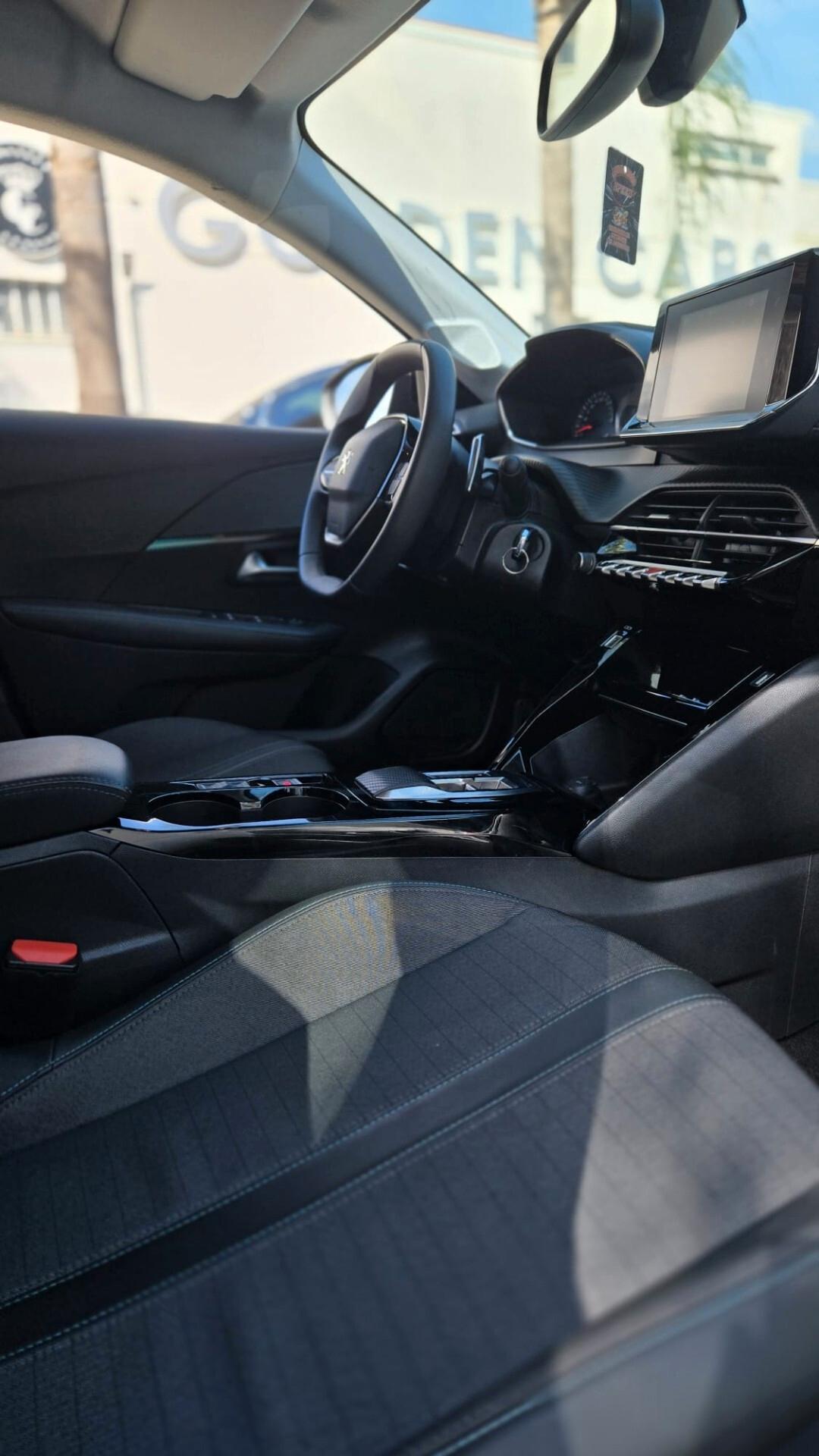 Peugeot 208 1.2 puretech 100CV Active Pack EAT8 Uff Italy Led