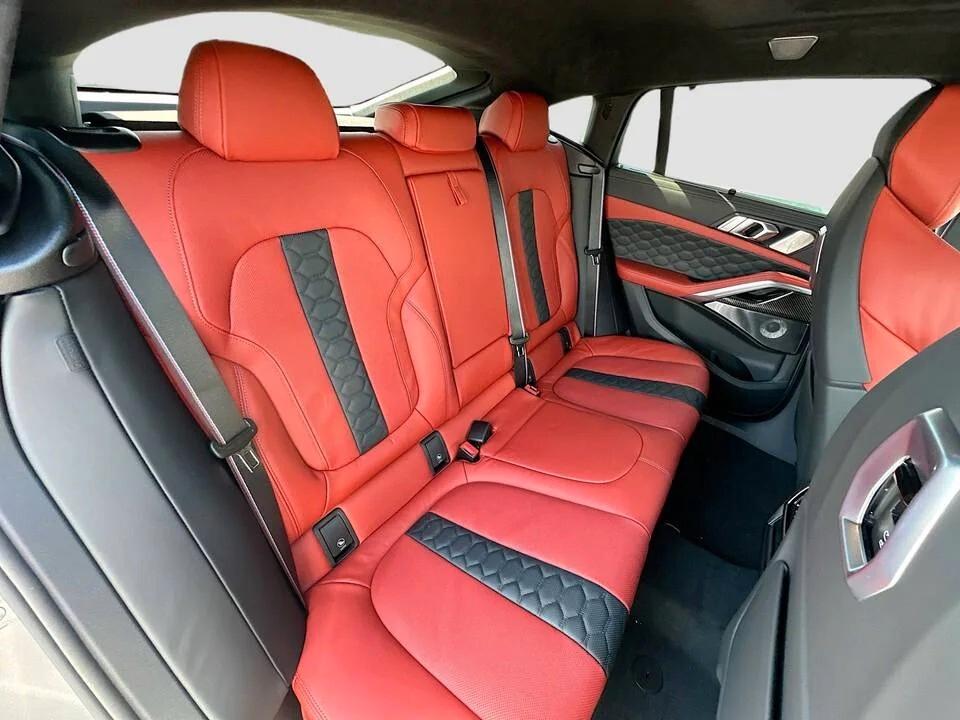 Bmw X6 M Competition 48V NOLEGGIO LUNGO TERMINE - LEASING FULL INCLUSIVE