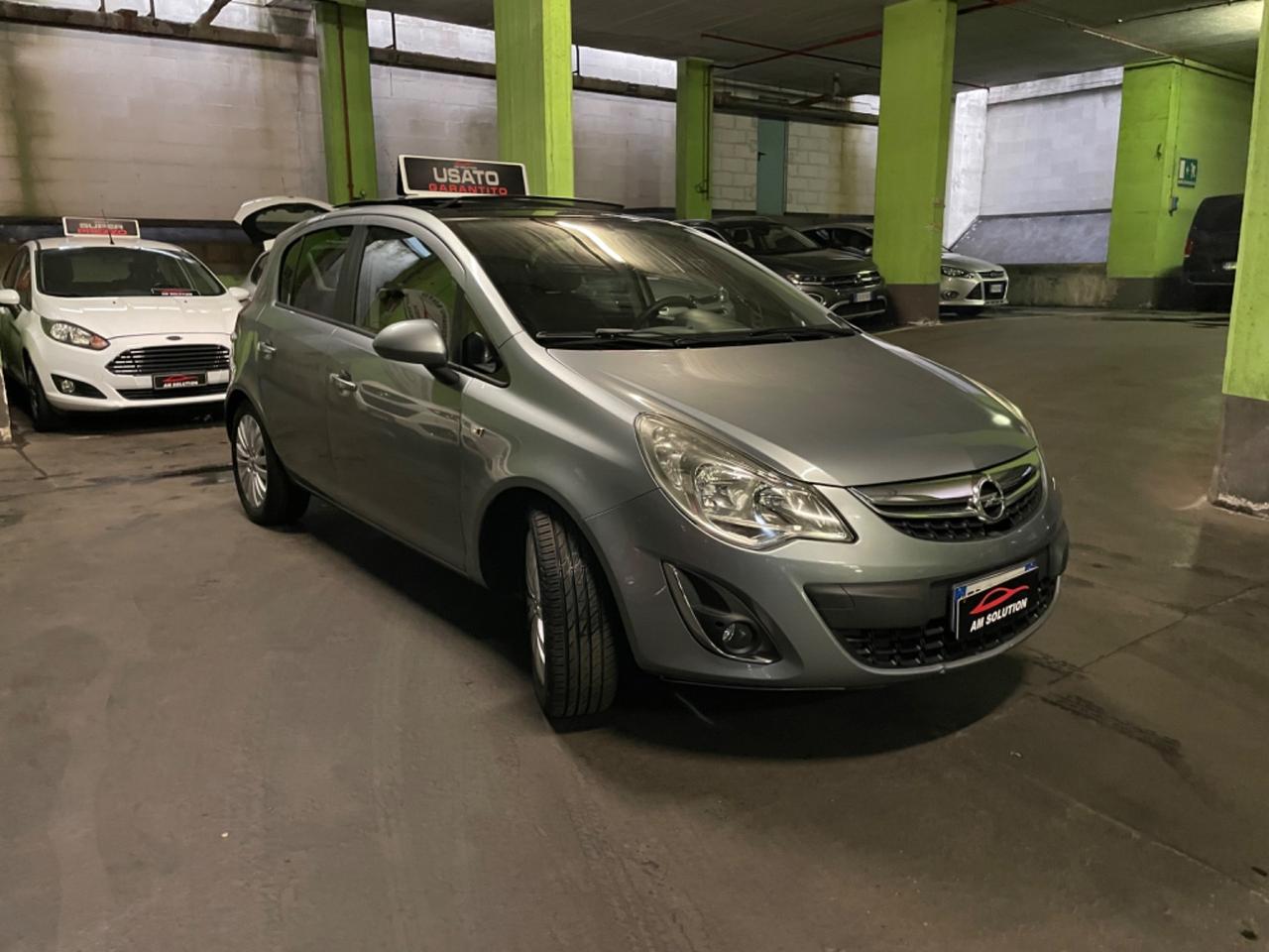 Opel Corsa 1.2 Tetto Apribile !!!