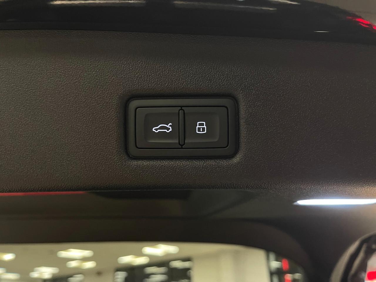 Nuova Q5 Sportback S line 2.0 TDI quattro 204cv