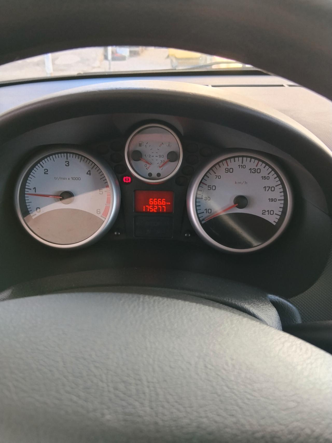 Peugeot 206 Plus 1.4 HDi 70CV 5p. Trendy