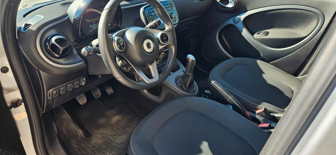 Smart ForFour 70 1.0 Youngster