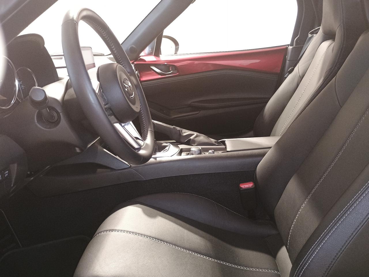 Mazda MX-5 2.0L Skyactiv-G RF Exclusive-Line