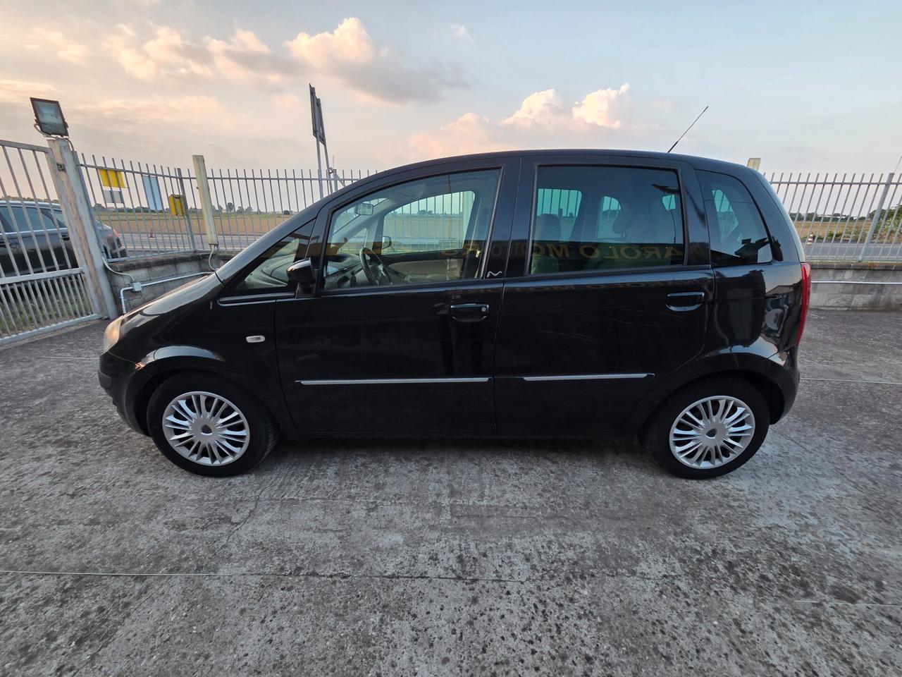 Lancia MUSA 1.3 Multijet 16V 90 CV Platino Plus