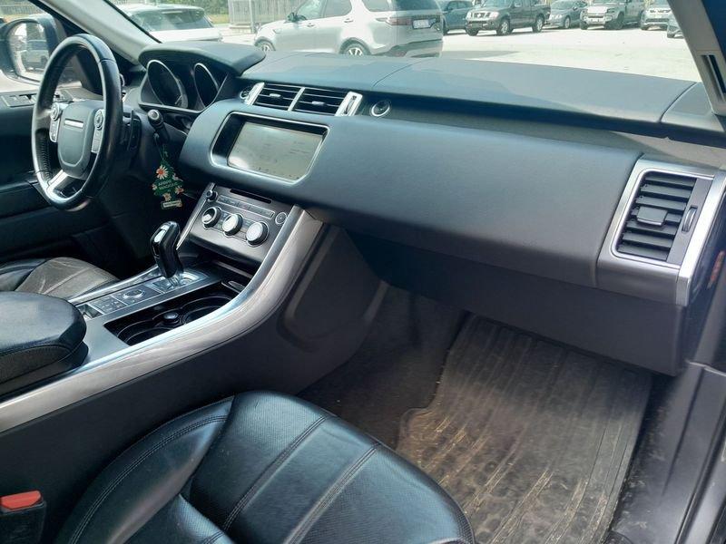 Land Rover Range Rover Sport 3.0 TDV6 HSE