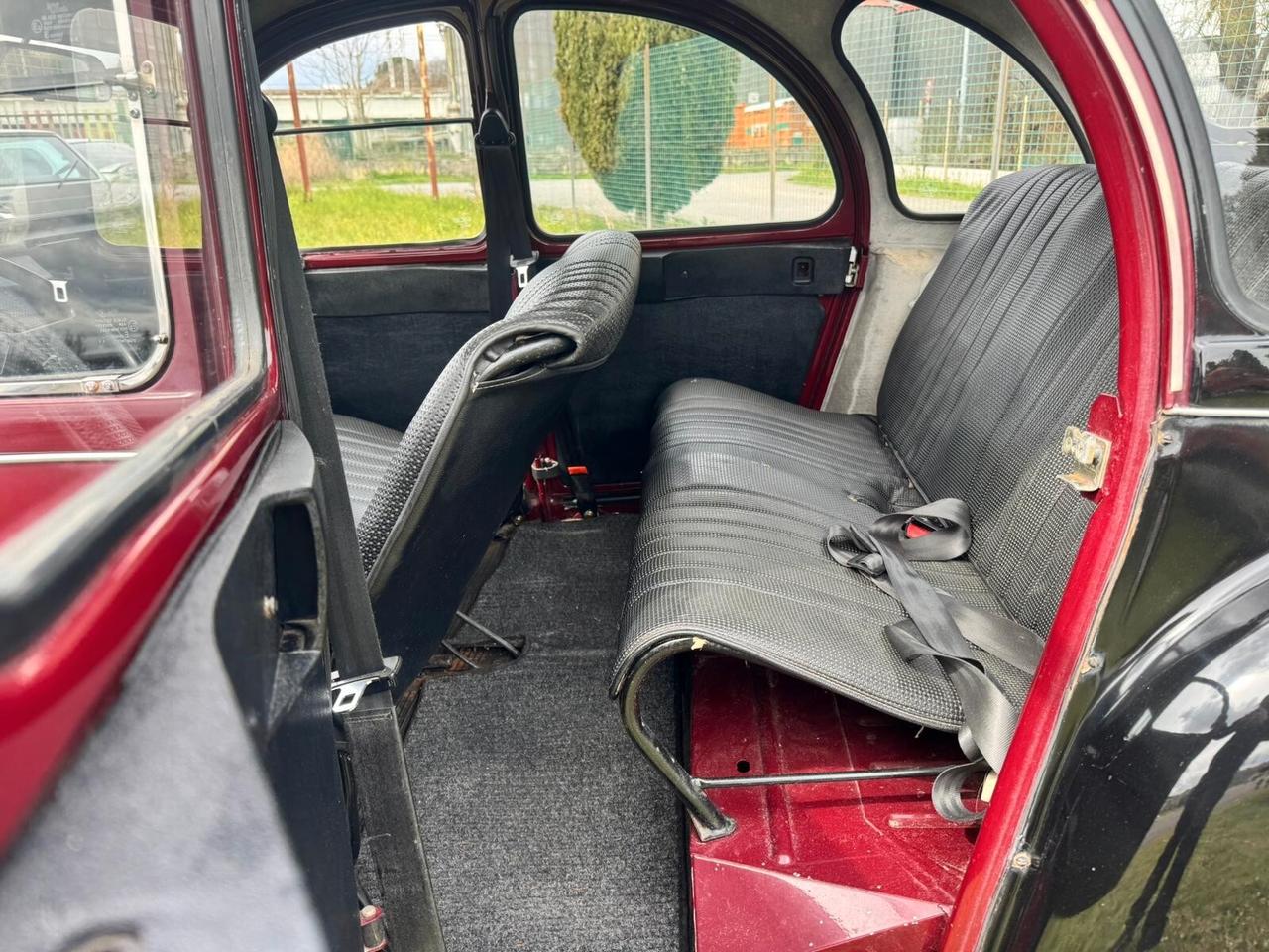 Citroen 2CV6 "Charleston"